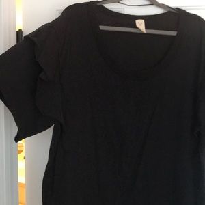 FREE PEOPLE Black Ruffle Sleeve Tee